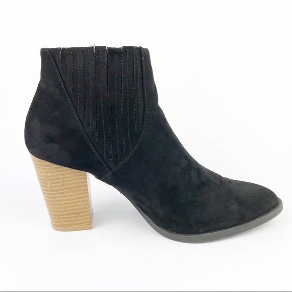 Qupid Black Ankle Pointed Toe Boot, 6 - Picture 4 of 8